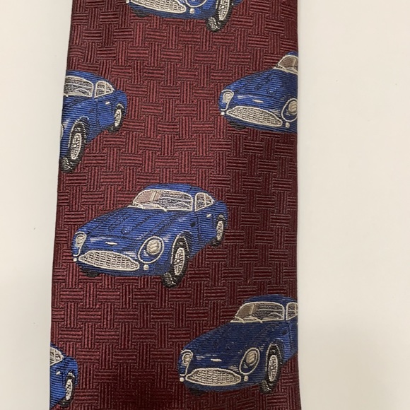 Robert Talbott Best of Class Blue Cars on Burgundy 100% Silk Tie. - Picture 2 of 6